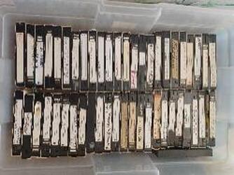 Lot of 332 vhs tapes with vhs player (all work)